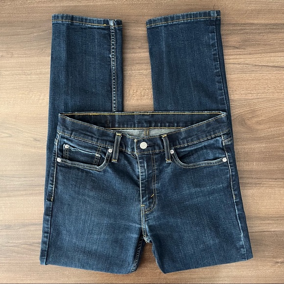 Levi's 511 Red Tag Slim Fit Jeans - Picture 4 of 9